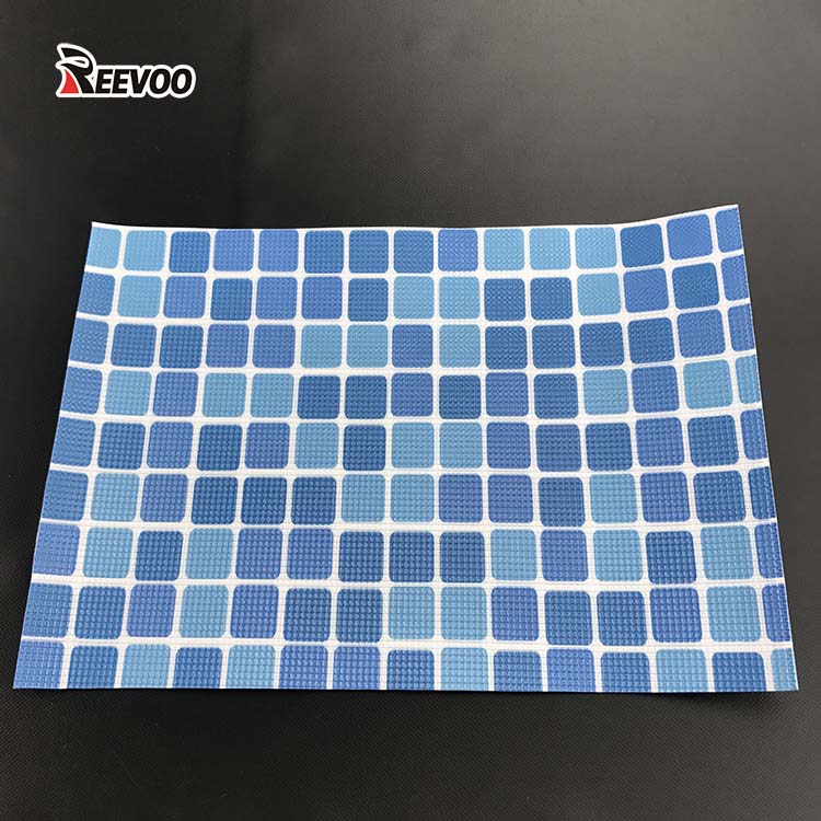 pvc dilapisi polyester tarpaulin.jpg